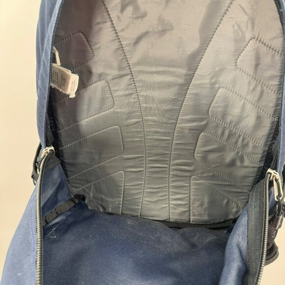 The North Face Jester Navy/Black Backpack Durable Design W/Multiple Compartments - Picture 4 of 5